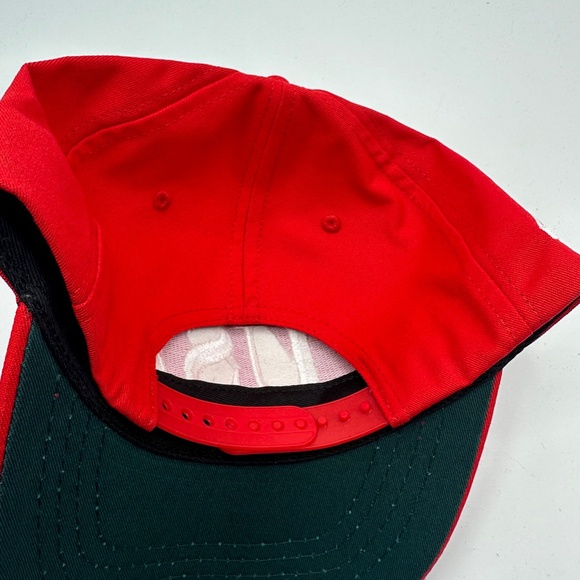 Cali-Fame Trump Make America Great Again USA Logo Red Trucker Hat Cap One Size - Picture 6 of 7